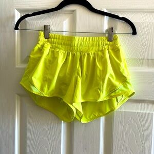 Lululemon Hotty Hot LR lined 2.5 inch Shorts, 2.5 inch inseam